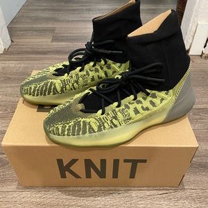 NWT Yeezy Basketball Knit sneakers